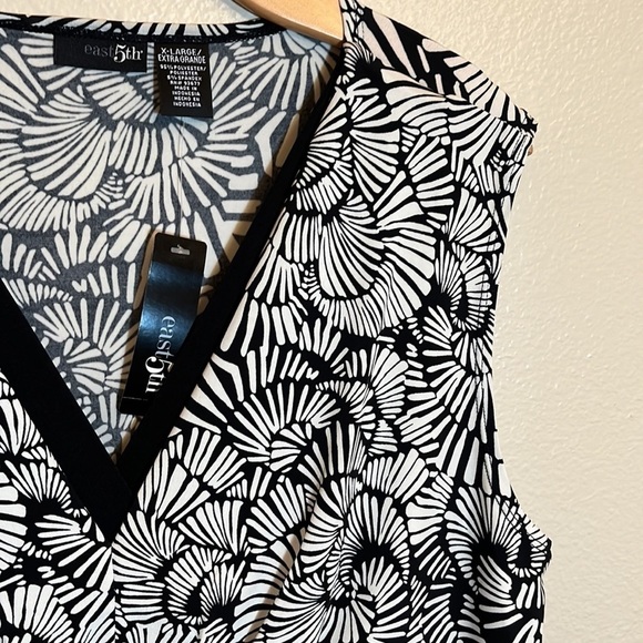 Nwt East 5th Black and White Tank Top - Picture 5 of 12